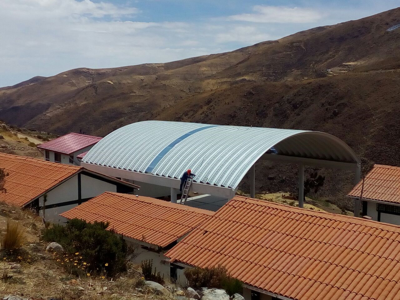 Infraestructura de protección solar en las I.E de la provincia de Chincha